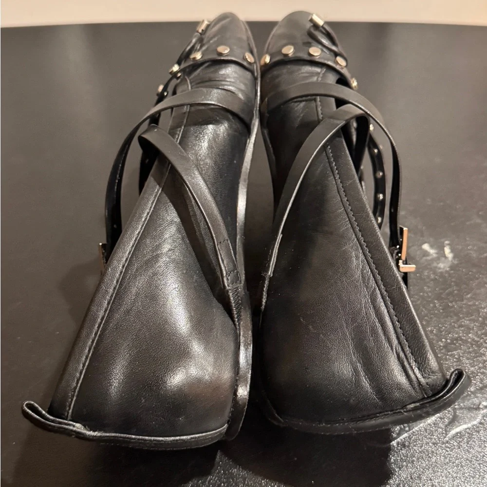Vince Camuto elegant black
